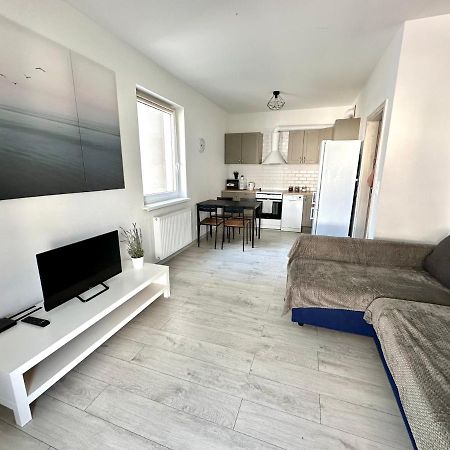 Sdh 1 Wolomin Comfortable Apartment Near Warsaw Exteriör bild