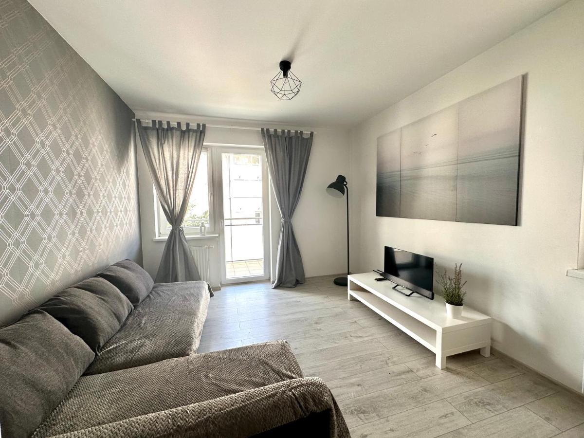 Sdh 1 Wolomin Comfortable Apartment Near Warsaw Exteriör bild