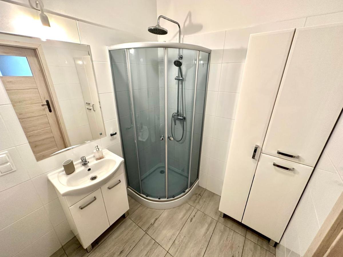 Sdh 1 Wolomin Comfortable Apartment Near Warsaw Exteriör bild